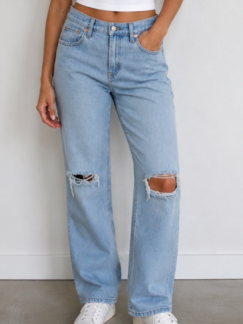 Levi's Low Pro Straight Light Blue Distressed Wide-Leg Jeans 26